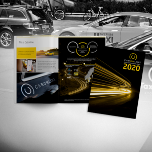 Bild som visar ett omslag och ett uppslag från Cabonlines hållbarhetsrapport från 2020. Omslaget är svart med gula ljusreflexer.